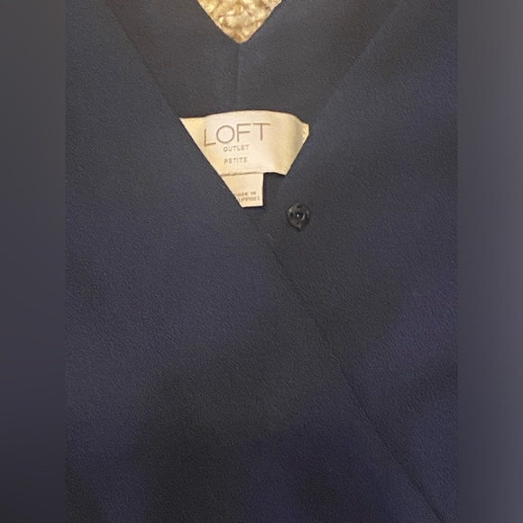 Navy blue Loft jumper size medium - Picture 9 of 9